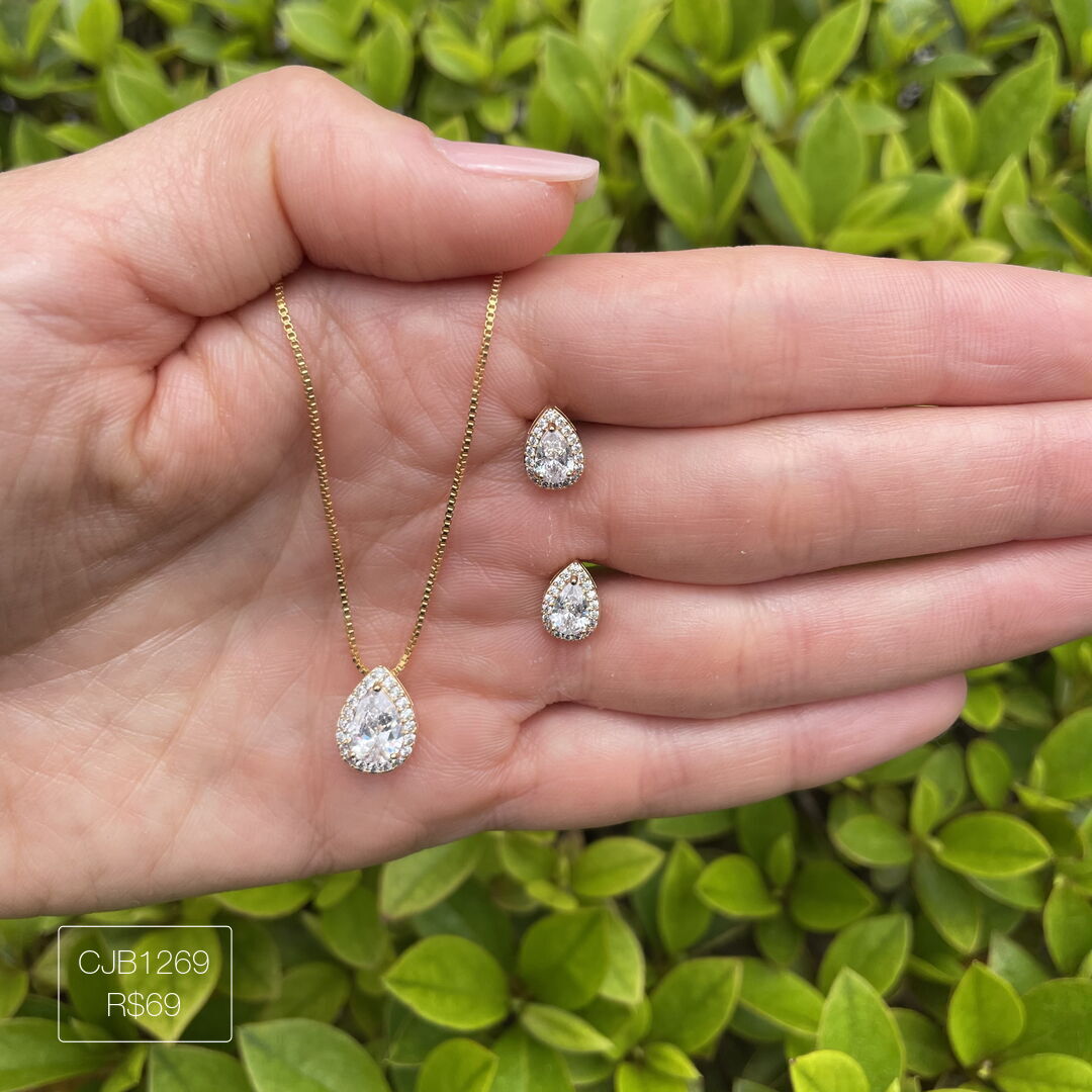 Conjunto De Gota Cristal Cravejada Cristal Dourado